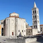 With Parking Space - 17355 Apartment Zadar