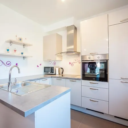 Apartmán With Parking Space - 17355 *